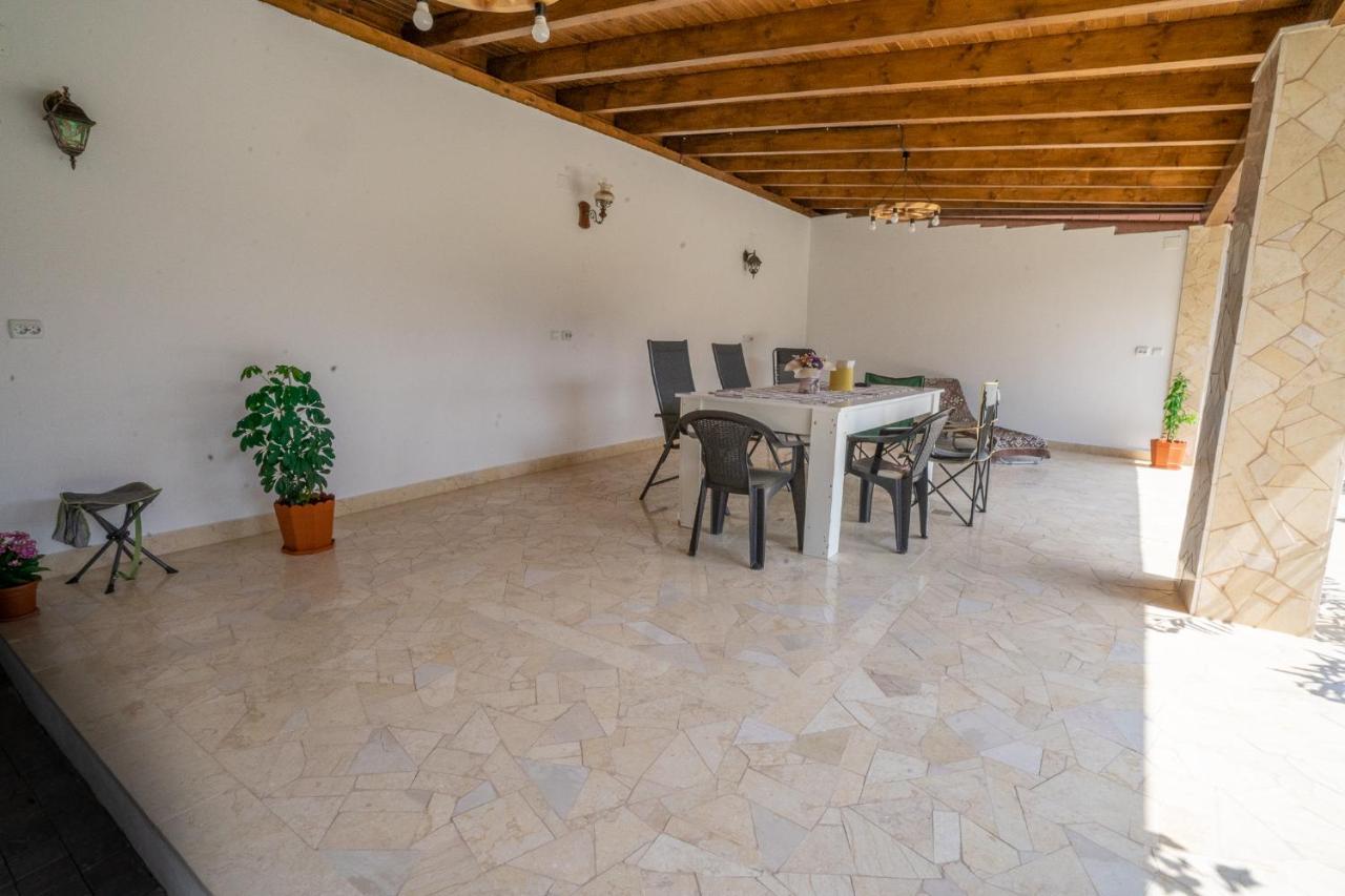 Apartmán Doi Bujori Alba Iulia Exteriér fotografie