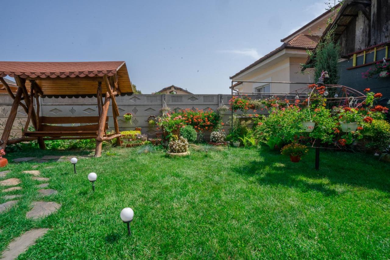 Apartmán Doi Bujori Alba Iulia Exteriér fotografie
