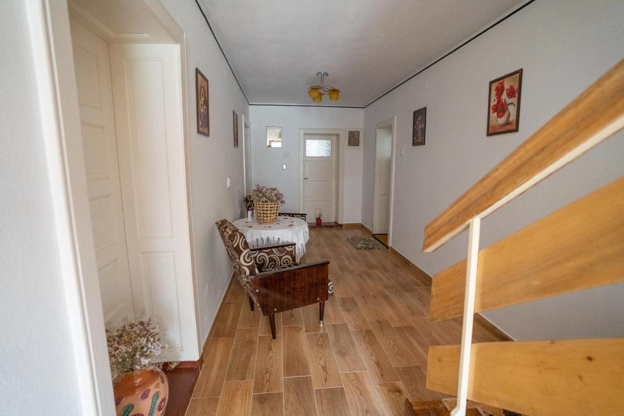 Apartmán Doi Bujori Alba Iulia Exteriér fotografie